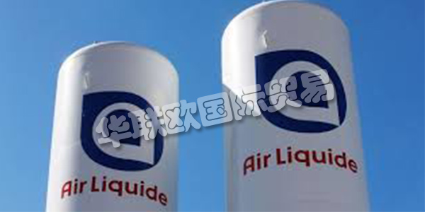 法國AIR LIQUIDE主要產(chǎn)品：AIR LIQUIDE泵、廢液泵等。AIR LIQUIDE集團誕生于巴黎EcoleSupérieuredePhysique et Chimie Industrielle的兩名年輕畢業(yè)生。作為一名受到啟發(fā)且有時甚至是古怪的研究人員，Georges Claude在巴黎公交車庫進行了兩年不懈的實驗后，成功地完善了液化空氣的過程。他的合伙人保羅·德洛姆(Paul Delorme)是一位審慎的遠見卓識者，盡管有財務方面的考慮，但他毫不猶豫地支持這個工業(yè)項目，并提供了至關重要的初期投資。這家年輕的公司迅速吸引了24位股東的投資，而液化空氣公司的偉大冒險開始了。